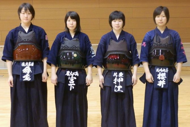 女子個人上位４名